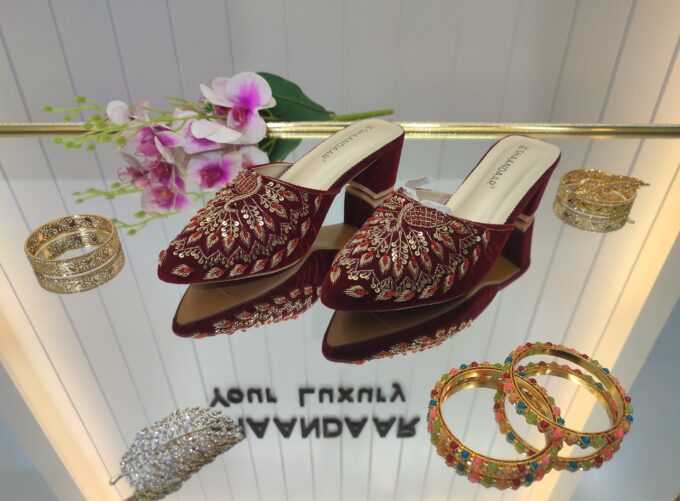 BRIDAL HEEL